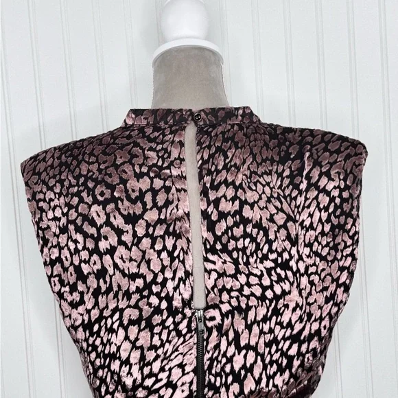 Walter Baker Women Rosalie Halter Mini Dress Leopard Print Size 10 - Picture 4 of 11